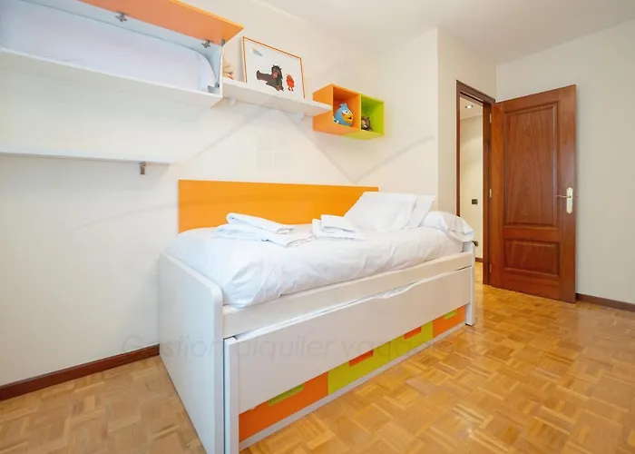 Poniente By Silastur * 希洪