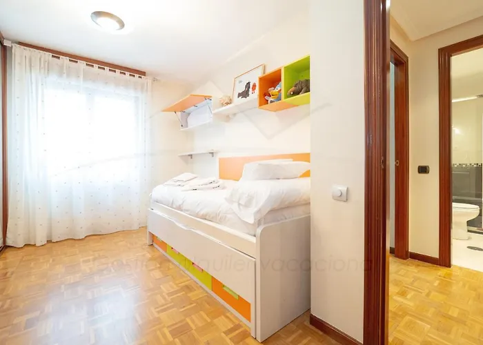 Poniente By Silastur 希洪